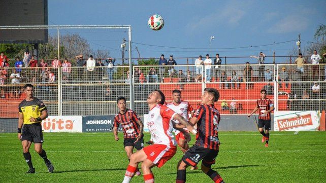 Patronato y Atlético Paraná no se sacaron ventajas. Patronato y Atlético Paraná no se sacaron ventajas.