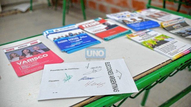 Las elecciones desde la escuela Secundaria N° 15 de La Baxada del Paraná