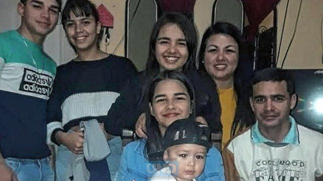 La familia de Román es su sostén.