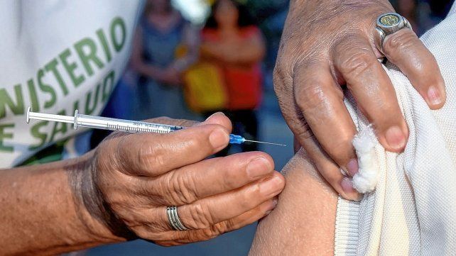 El repunte de casos de Covid-19 puso en alerta al sistema sanitario argentino. El repunte de casos de Covid-19 puso en alerta al sistema sanitario argentino.
