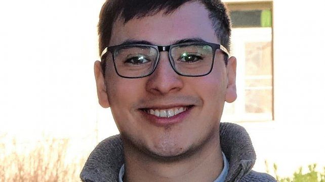 Juan Cruz Hernández. Se encuentra realizando sus tareas pastorales en la parroquia San Miguel de Bovril.