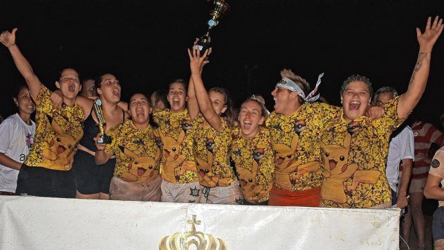Las Pokemonas de Echagüe, campeonas en la rama Femenina.