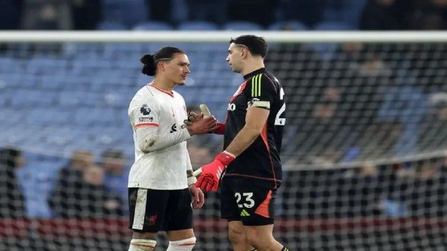 Liverpool y Aston Villa igualaron 2-2 en un verdadero partidazo. Liverpool y Aston Villa igualaron 2-2 en un verdadero partidazo.