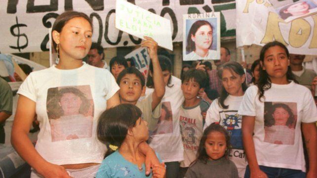 En la capital entrerriana, la represión policial fue sangrienta y se llevó la vida de tres personas, dos de ellas menores: Eloísa Paniagua, Romina Iturain y José Daniel Rodríguez. Solamente en un caso se condenó al autor material.