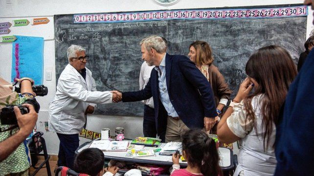 El 100% de las escuelas rurales tendrán conexión a Internet El 100% de las escuelas rurales tendrán conexión a Internet