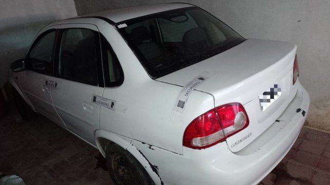 Secuestraron un auto utilizado para vender droga en Santa Elena. Secuestraron un auto utilizado para vender droga en Santa Elena.