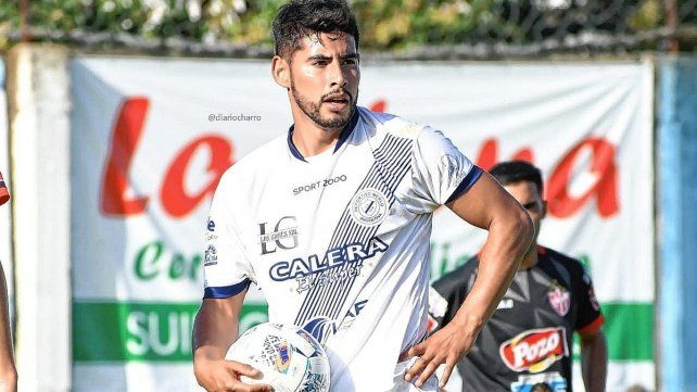 Lázaro Romero, el destacado de Deportivo Merlo en la temporada.