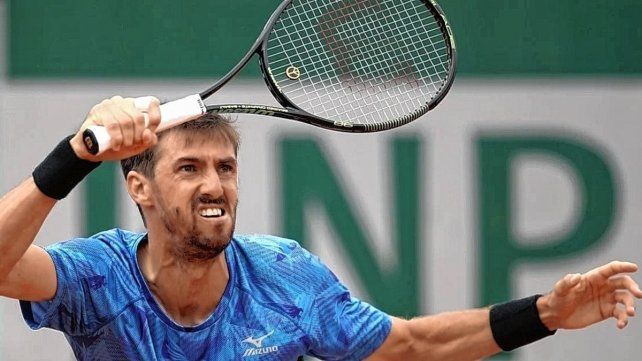 Molteni ingresó por Zeballos en el equipo de la Copa Davis. Molteni ingresó por Zeballos en el equipo de la Copa Davis.