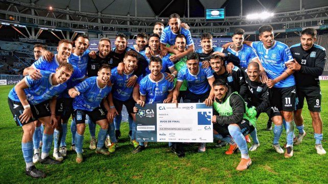 Estudiantes de Río Cuarto eliminó a Banfield de la Copa Argentina. Estudiantes de Río Cuarto eliminó a Banfield de la Copa Argentina.