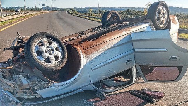 El vuelco se produjo en la Autovía 14.