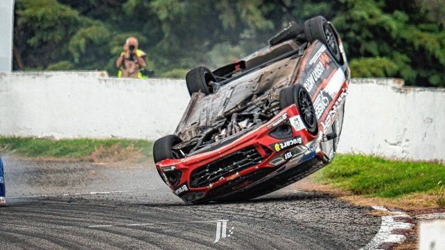 Exequiel Bastidas regresa tras el vuelco en Córdoba. Exequiel Bastidas regresa tras el vuelco en Córdoba.