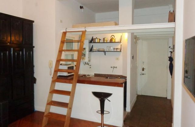 Los monoambientes se publicitan como tendencias de arquitectura, o lo m&aacute;s In del mercado inmobiliario, eufemismos marketineros para denominar el ahorro de espacio.