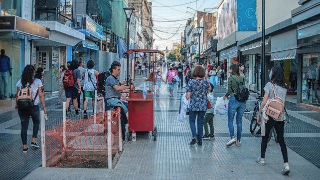 La advertencia es para Paraná y otros cinco departamentos de Entre Ríos. El resto de la provincia y Santa Fe están bajo alerta amarillo por calor