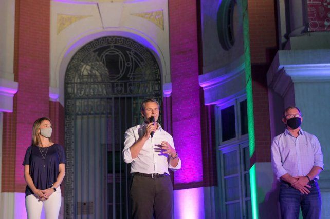 El intendente de Paraná presentó Activá Verano.