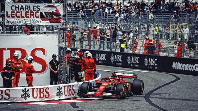 Charles Leclerc con el uno. Charles Leclerc con el uno.