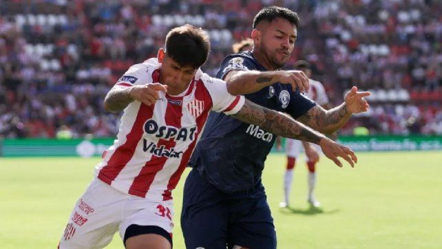 Unión e Independiente Rivadavia de Mendoza igualaron 2 a 2 en Santa Fe. Unión e Independiente Rivadavia de Mendoza igualaron 2 a 2 en Santa Fe.