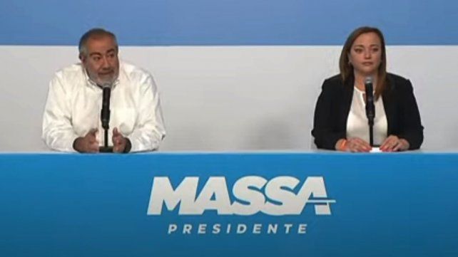 Desde el búnker de Sergio Massa manifestaron que esperarán los resultados con Desde el búnker de Sergio Massa manifestaron que esperarán los resultados con