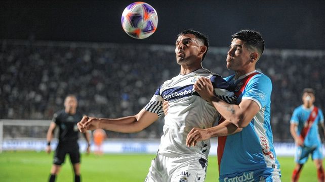 Gimnasia es el nuevo puntero de la Liga Profesional.