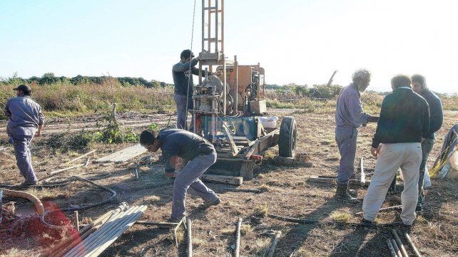 El EAAF buscando restos de desaparecidos de la dictadura en 2010, en el predio de La Escuelita, en Paraná.