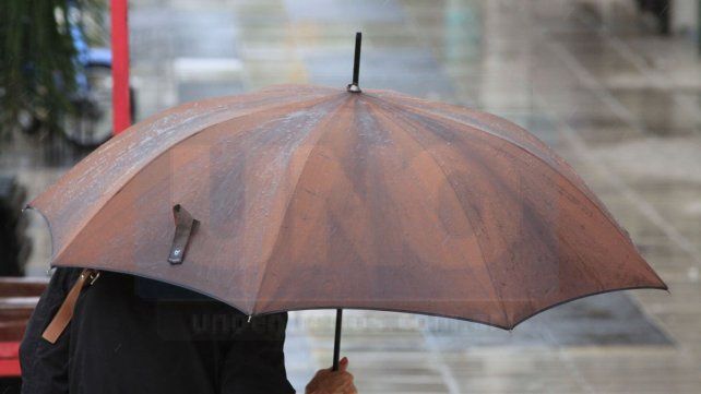 Llueve en Entre Ríos y persiste el alerta por tormentas