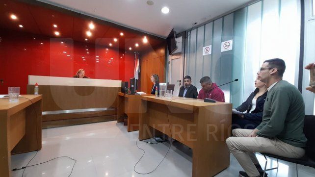 Los enfermeros reconocieron que ingresaron celulares a la cárcel. Los enfermeros reconocieron que ingresaron celulares a la cárcel.