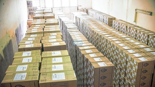 En el gobierno provincial recomiendan a la gente que no concurra tarde a sufragar. Los primeros resultados de las PASO se darán a conocer a partir de las 21 En el gobierno provincial recomiendan a la gente que no concurra tarde a sufragar. Los primeros resultados de las PASO se darán a conocer a partir de las 21