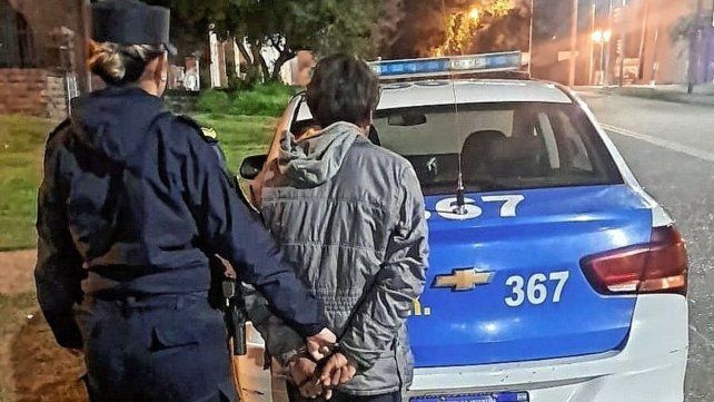 Delincuente seis veces detenido. Delincuente seis veces detenido.