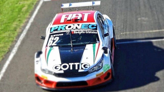 Emiliano Stang se estrena en Paraná. Emiliano Stang se estrena en Paraná.