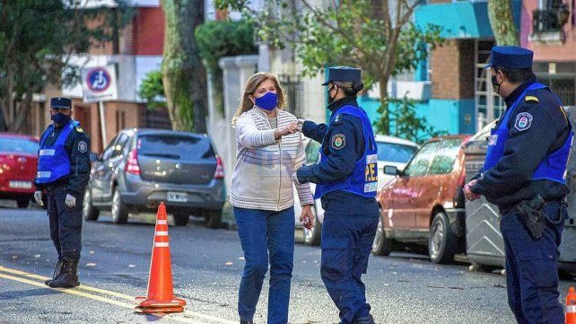 Hasta dos años de prisión condicional por incumplir restricciones