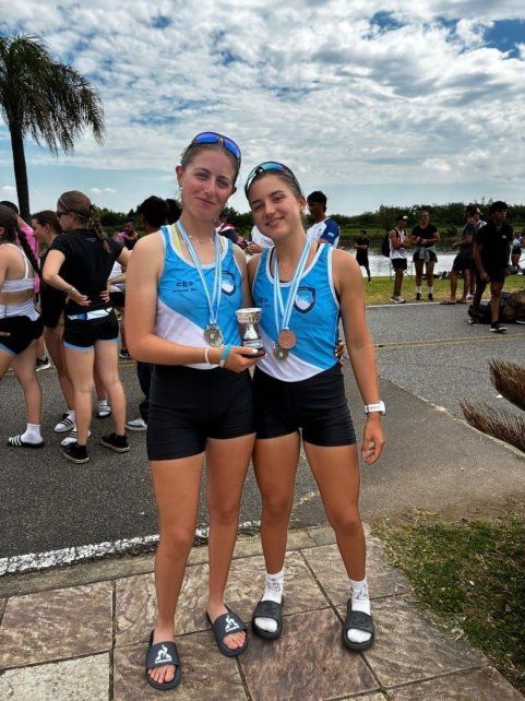 Carmen Zárate Bosco y Lisa Farías se consagraron campeonas argentinas en el doble par Sub 23 Ligero Carmen Zárate Bosco y Lisa Farías se consagraron campeonas argentinas en el doble par Sub 23 Ligero