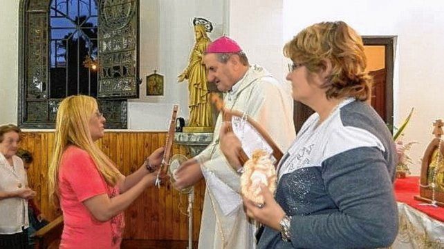 Designación. El papa Juan Pablo II lo nombró obispo de Gualeguaychú el 5 de diciembre de 1996. El 30 de noviembre de 2004 la Santa Sede publicó el nombramiento de monseñor Eichhorn como obispo de Morón.