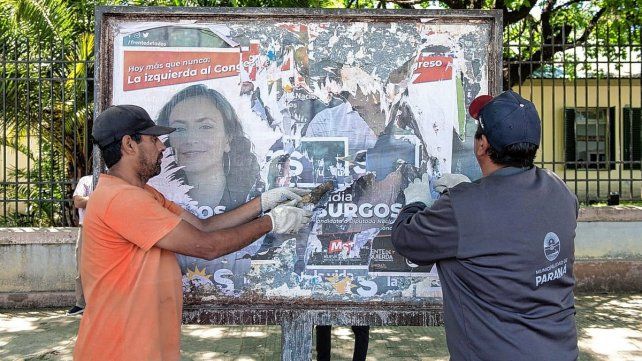 En Paraná, el operativo limpieza fue impulsado por la Municipalidad