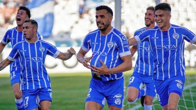 Godoy Cruz derrotó 2 a 0 a Platense en Mendoza Godoy Cruz derrotó 2 a 0 a Platense en Mendoza