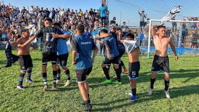 Peñarol ganó en el adelanto del último acto de la fase regular de la Copa de la LPF. Peñarol ganó en el adelanto del último acto de la fase regular de la Copa de la LPF.