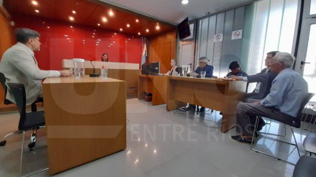 Una jueza rechazó el sobreseimiento de Alberto José Gastiazoro y un empleado municipal de Villa Urquiza. Una jueza rechazó el sobreseimiento de Alberto José Gastiazoro y un empleado municipal de Villa Urquiza.