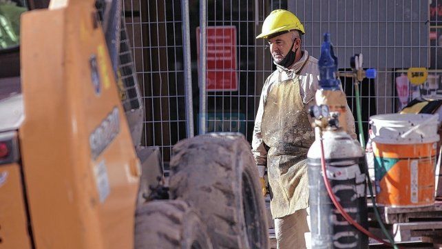 Los trabajos a realizar en la peatonal afectarán el suministro de agua en gran parte del centro de Paraná.