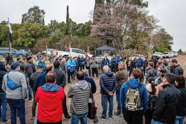 Se realizó en conmemoración del 50º aniversario del primer Simposio sobre Caminos Vecinales. La actividad se desarrolló en Paraná. Se realizó en conmemoración del 50º aniversario del primer Simposio sobre Caminos Vecinales. La actividad se desarrolló en Paraná.