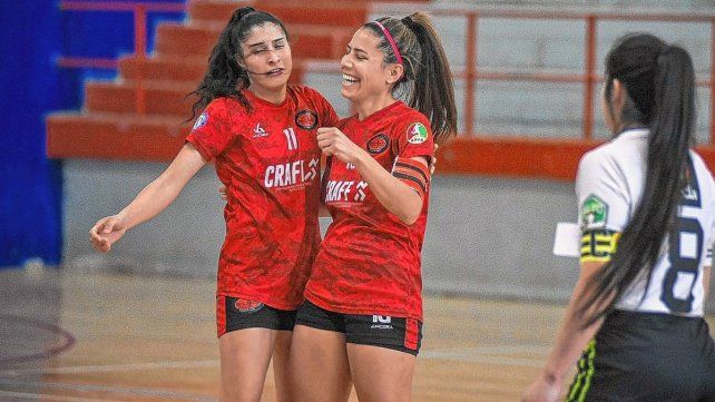 Deportivo Máquina debutó con una goleada en el División de Honor Femenino de Futsal Deportivo Máquina debutó con una goleada en el División de Honor Femenino de Futsal