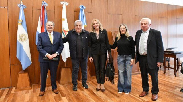 Diálogo institucional en Entre Ríos: el Superior Tribunal de Justicia recibió a Julio Piumato Diálogo institucional en Entre Ríos: el Superior Tribunal de Justicia recibió a Julio Piumato