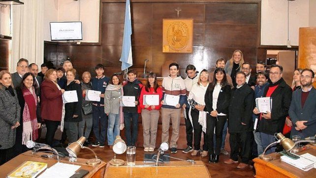 En Concordia fueron reconocidos alumnos de escuela Renacer.