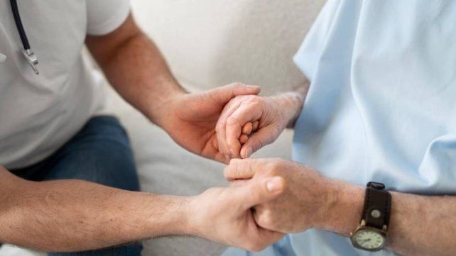 Día Mundial del Parkinson: una enfermedad que empieza mucho antes que el temblor Día Mundial del Parkinson: una enfermedad que empieza mucho antes que el temblor