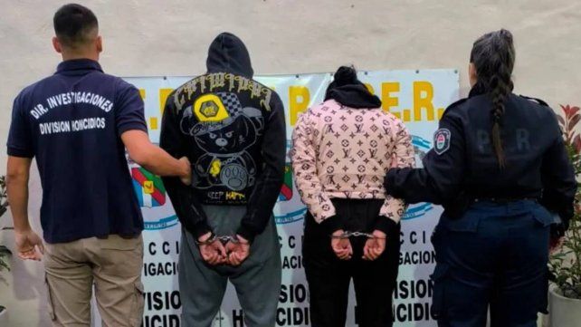 Un hombre de 32 años murió tras ser apuñalado en la madrugada de este sábado en barrio Antártida de la ciudad de Paraná. Hay dos detenidos. Un hombre de 32 años murió tras ser apuñalado en la madrugada de este sábado en barrio Antártida de la ciudad de Paraná. Hay dos detenidos.