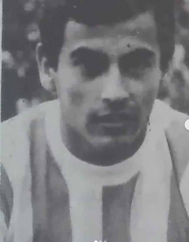 Ernesto Rojas. Jugaba en Gimnasia y Esgrima de Jujuy Ernesto Rojas. Jugaba en Gimnasia y Esgrima de Jujuy