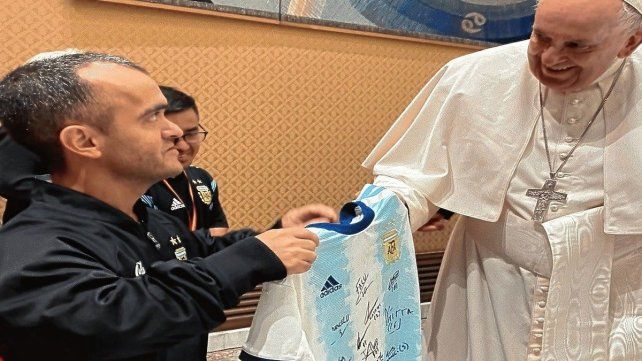 El futbolista Ángel Ielpo recordó su visita al Vaticano El futbolista Ángel Ielpo recordó su visita al Vaticano