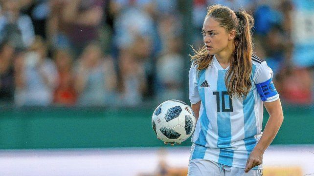 Estefanía Banini está en la lista de convocadas para la fecha FIFA de la Selección Argentina. Jugarán ante Chile.