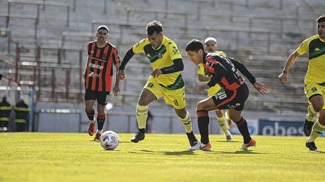 Patronato dominó casi todo el partido y logró un triunfazo ante Aldosivi.