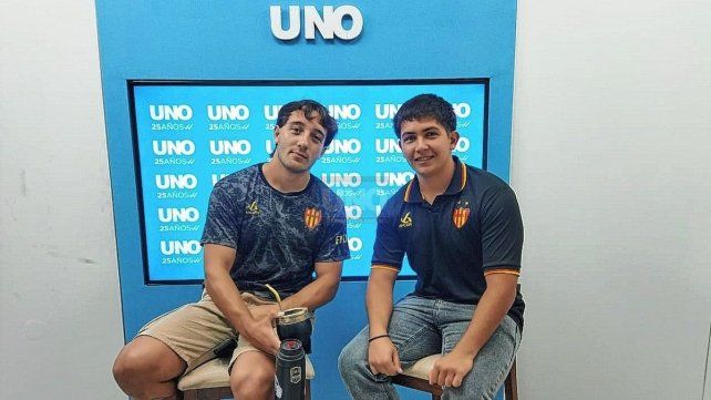 Neuquén Amarillo y Neuquén Rojo disputarán la final del Torneo Clausura Masculino, categoría Elite, de la Asociación Paranaense de Futsal Neuquén Amarillo y Neuquén Rojo disputarán la final del Torneo Clausura Masculino, categoría Elite, de la Asociación Paranaense de Futsal