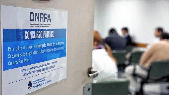 El gobierno nacional eliminará el 40% de los Registros del Automotor en todo el país. El gobierno nacional eliminará el 40% de los Registros del Automotor en todo el país.