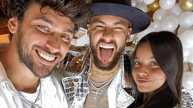 La entrerriana Emilia Mernes en la exclusiva fiesta de Neymar en Río 