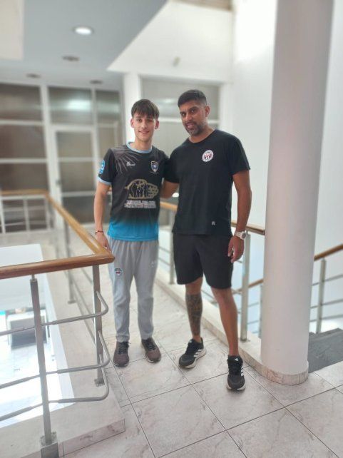 Carmelo Retamar junto a su entrenador físico, Emilio Belotti. Carmelo Retamar junto a su entrenador físico, Emilio Belotti.